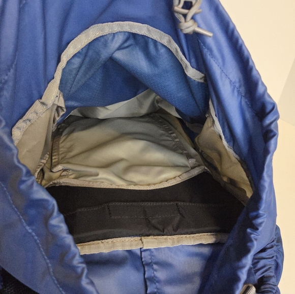 Osprey Kestrel 28 M/L Backpack Hiking Travel Camping Outdoor Blue/Gray - Picture 11 of 16